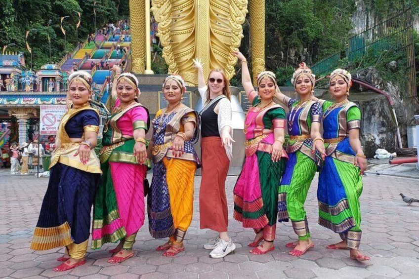 Energetic atmosphere at the holy site of Batu Caves 2