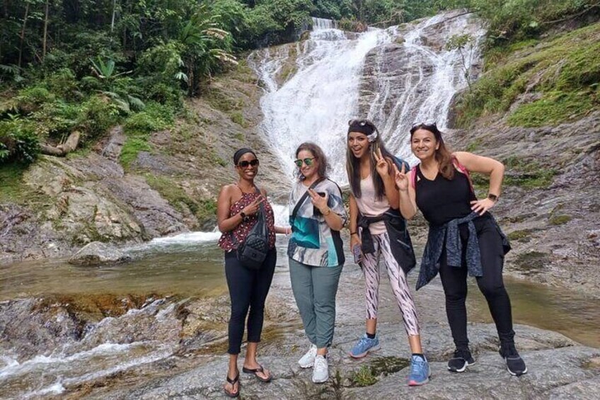 Short stop at the aborigines village and Lata Iskandar waterfall 5
