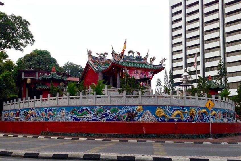 Kuching City Tour plus Bidayuh Tribe Annah Rais Longhouse 3
