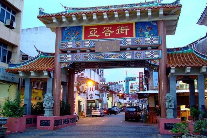 Kuching Cultural & Heritage Tour with Sarawak Sunset River Cruise 2