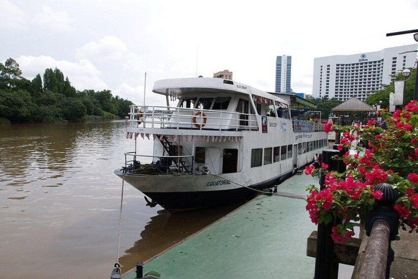 Kuching Cultural & Heritage Tour with Sarawak Sunset River Cruise 4