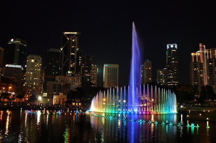 Kuala Lumpur Symphony Lake Water Show 2