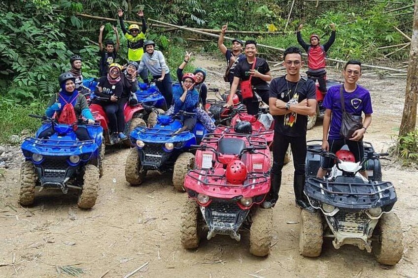 Be guided through the track by an experienced and professional guide 2