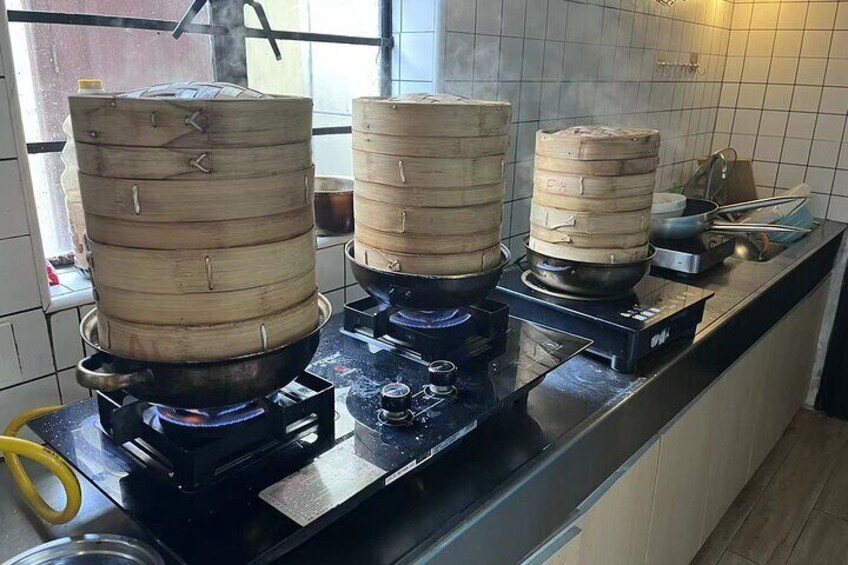 Bamboo steamer 
