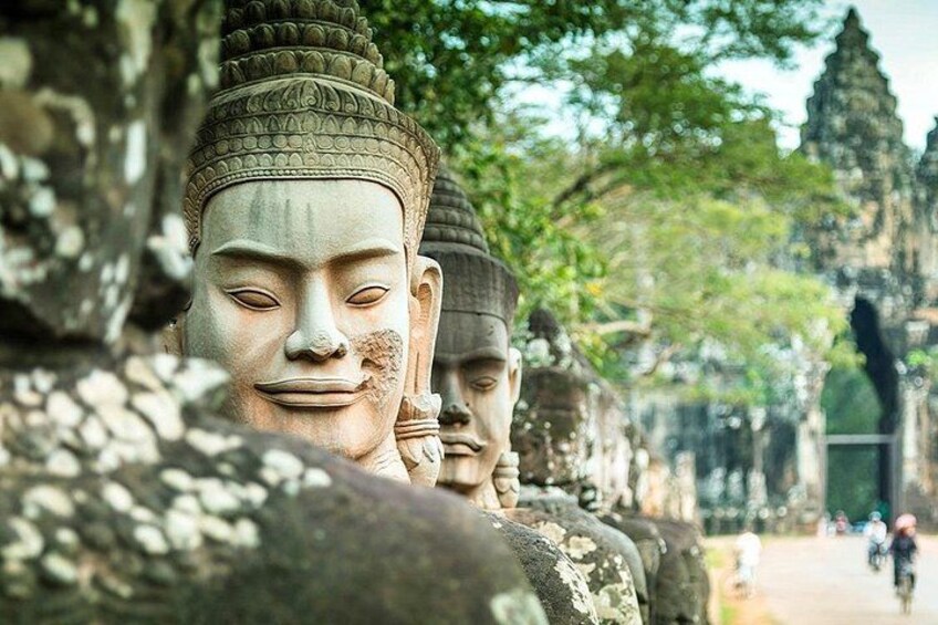 Angkor Wat Private Day Tour from Siem Reap 3