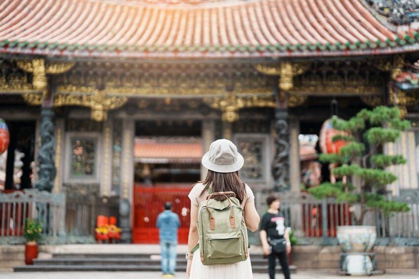 Taipei Private Car Charter Tour 1