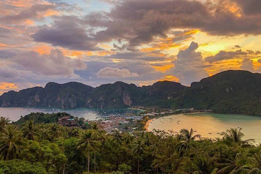 Phi Phi and Khai Islands Snorkeling Tour with Lunch by Speedboat 5