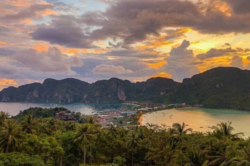 Phi Phi and Khai Islands Snorkeling Tour with Lunch by Speedboat 5