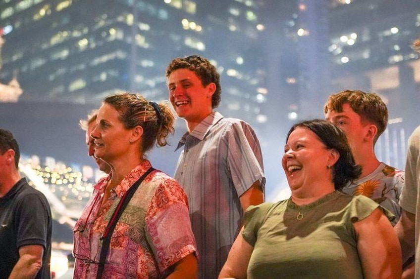 Small Group: Singapore Street Food & Night Tour with 9 tastings 5