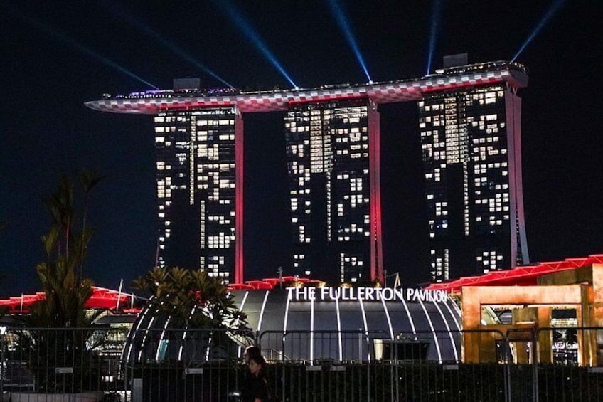 Small Group: Singapore Street Food & Night Tour with 9 tastings 2