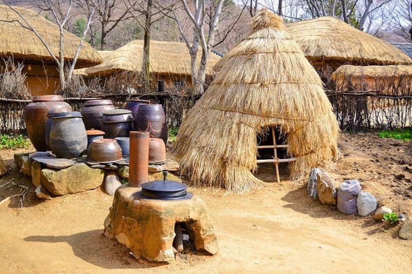 Korean Folk Village and Suwon Hwaseong Fortress Full Day Tour 4