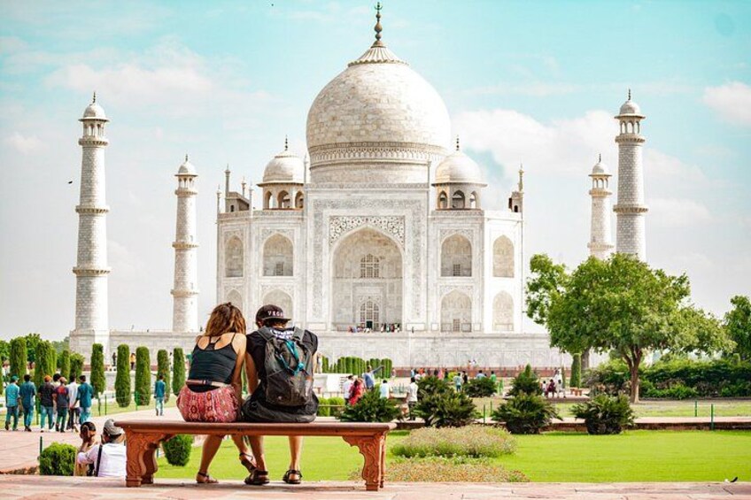 Private Taj Mahal Tour from Jaipur by Car 3
