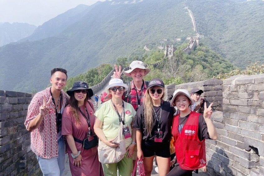 Mutianyu Great Wall and Summer Palace One Day Bus Tour 4