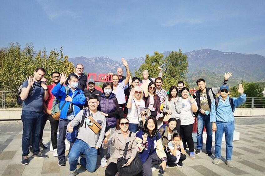 MuBus: Mutianyu Great Wall Bus Tour with Options(ENG/ESP/RUS) 3