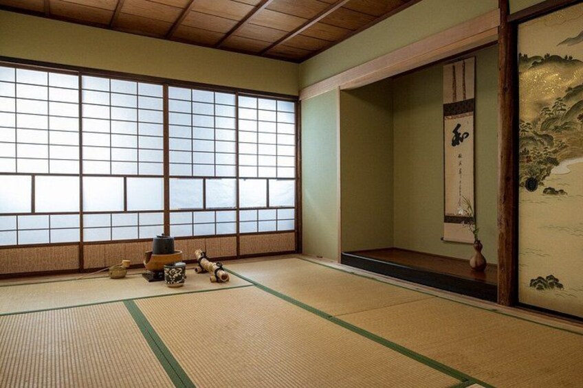 Kimono Tea Ceremony at Kyoto Maikoya, NISHIKI 2