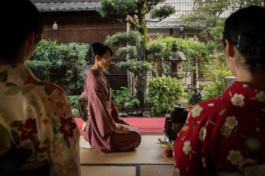 Kimono Tea Ceremony at Kyoto Maikoya, NISHIKI 4