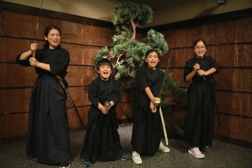 Sword Experience (Family Friendly)at Samurai Ninja Museum Asakusa 1