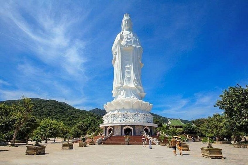 Goddess of mercy statue 5