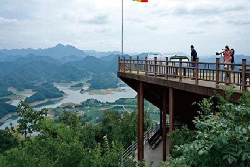 Peak of Mt. Bibong 