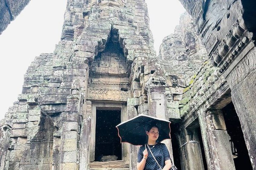 Angkor Wat Sunrise & 3 Main Temples – Small Group 4