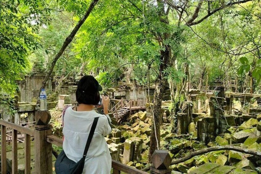 Koh Ker Temple Group & Beng Mealea Full-Day Join-in Tour 4