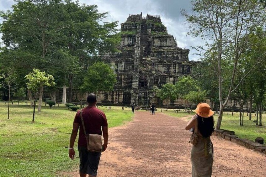 Koh Ker Temple Group & Beng Mealea Full-Day Join-in Tour 1