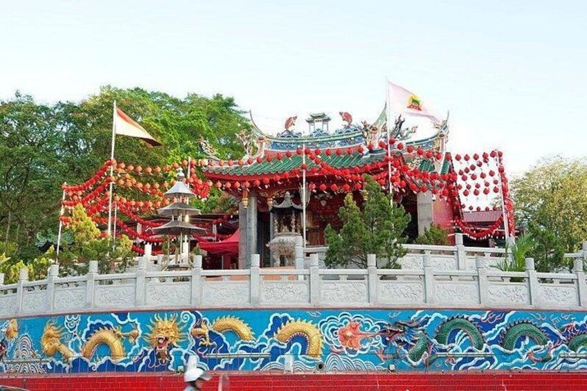 Kuching City Sightseeing Tour 5