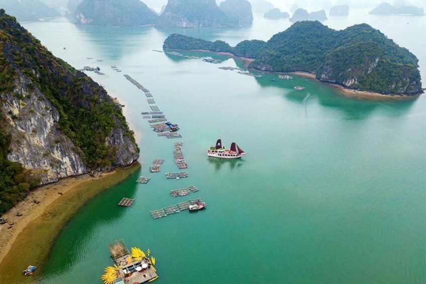 Lan Ha Bay 1
