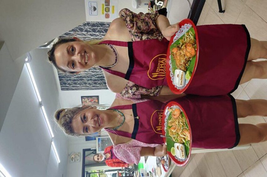 Best Phad-Thai you will ever get in Thailand...Made by YOU! 3