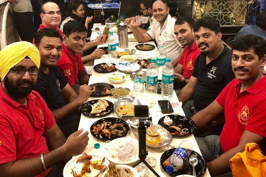 Mohd Ali Road Kebab & Curry Food Trail in Mumbai with Guide 3