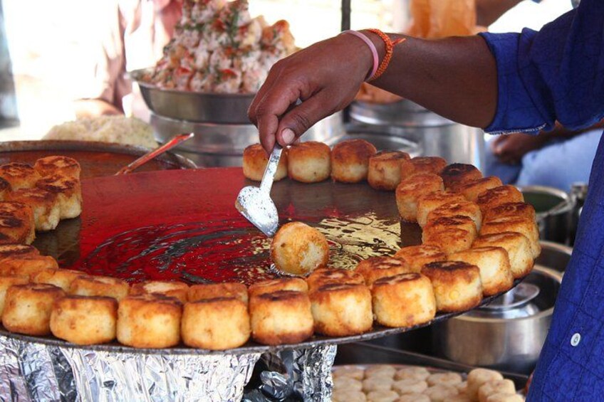 Winner Mumbai Street Food Tour in the World Top 20 by Guardian 5