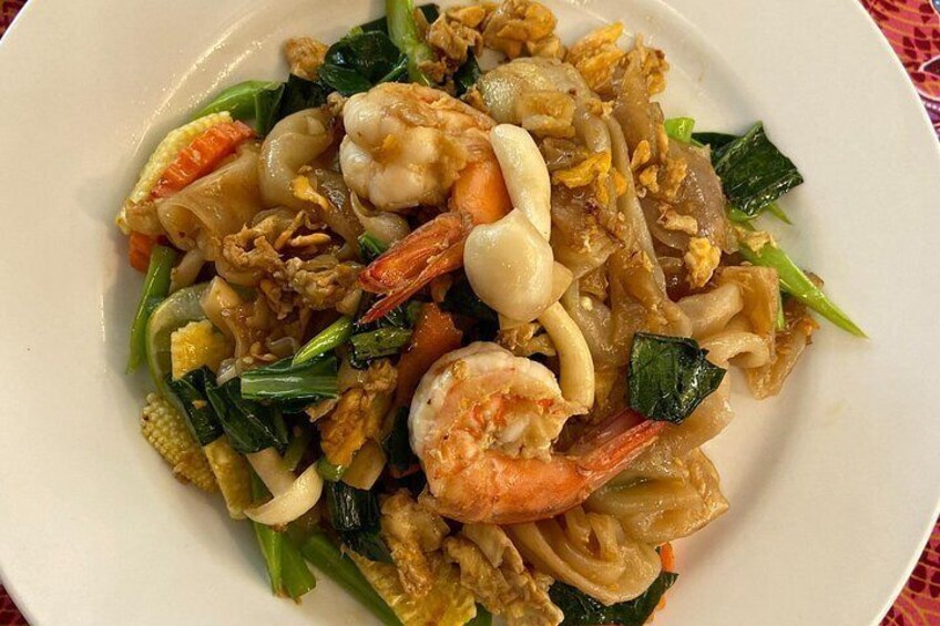 Pad si ew. Top 5 popular dish at our school. 5