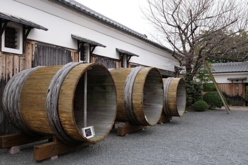 Kyoto Sake Tour in Fushimi: 18 Sake Tastings & Historic Breweries 3