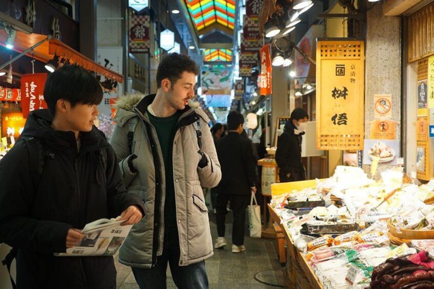Nishiki Market Brunch Walking Tour (7 Tastings + Brunch) 5