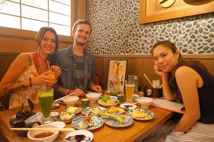 Kyoto Premium Night Foodie Tour in Gion(9+dishes + Sake tastings) 3