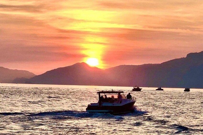 Private Tour: Amalfi Coast Sunset Cruise from Positano 4