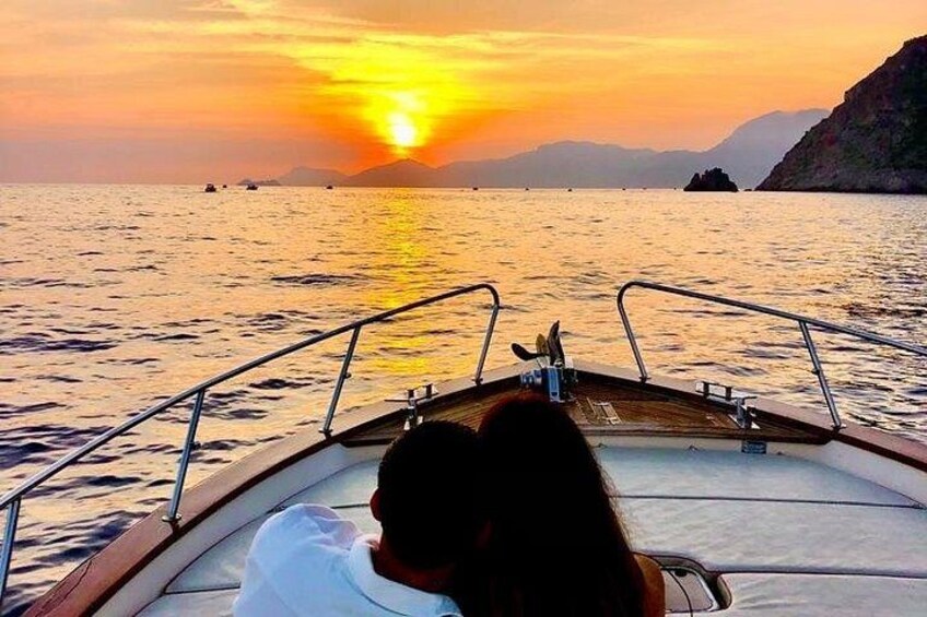 Private Tour: Amalfi Coast Sunset Cruise from Positano 3