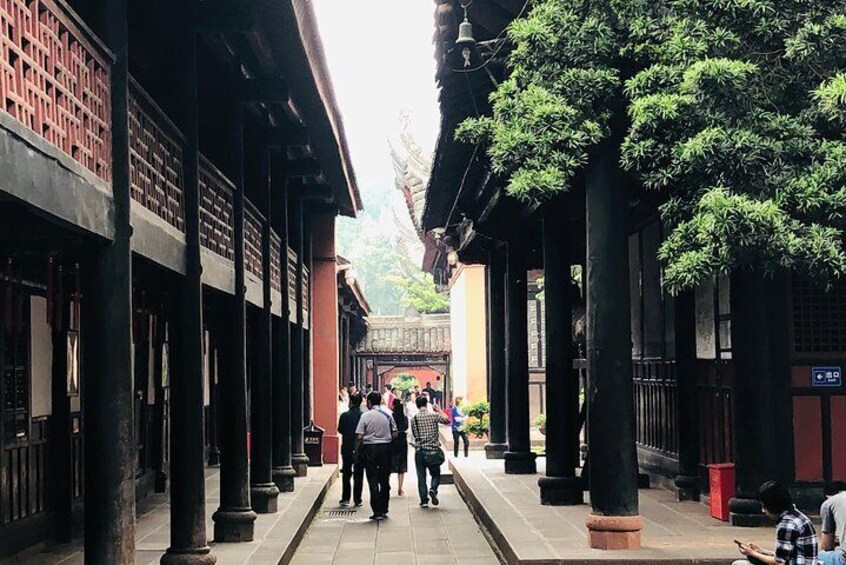 Wenshu Yuan Monastery