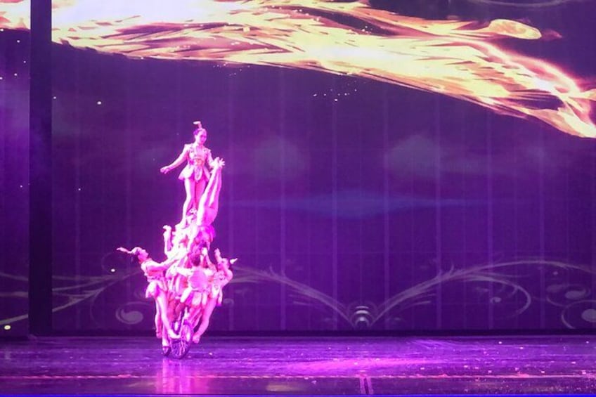 Chaoyang Acrobatics 1