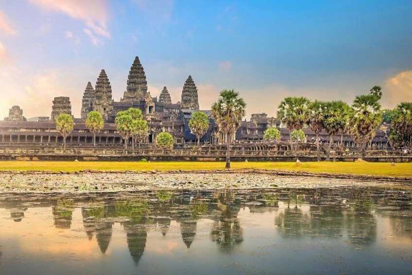 Angkor Wat temple complex with reflection in water. 5