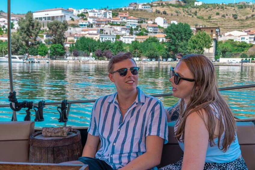 Private Douro Valley Wine Tour: 2 Wine Estates, Lunch and Cruise 2