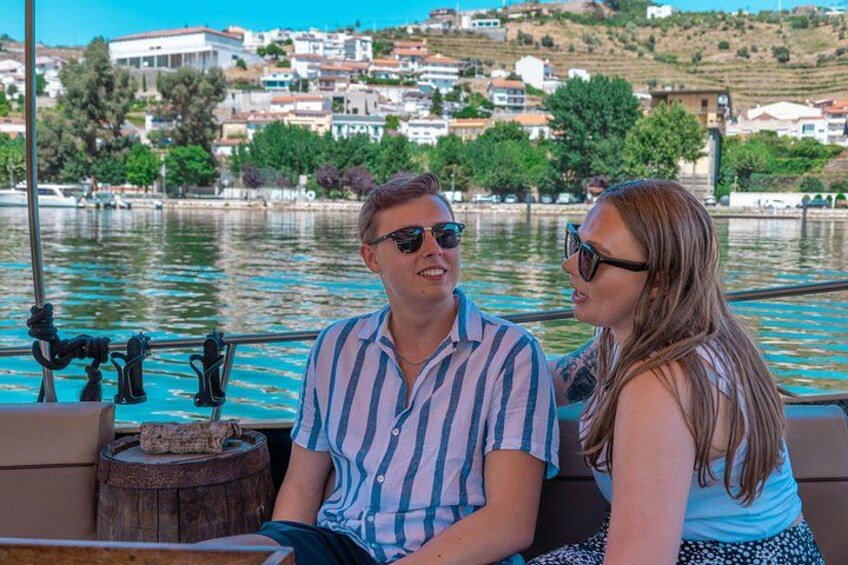 Private Douro Valley Wine Tour: 2 Wine Estates, Lunch and Cruise 2