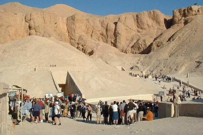 Luxor: Valley of Kings, Hatchepsut Temple ,Karnak & Luxor-DayTour 3