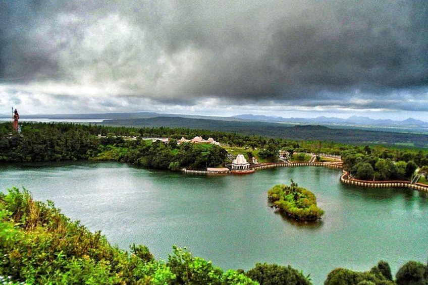 Grand Bassin Sacred Lake 4