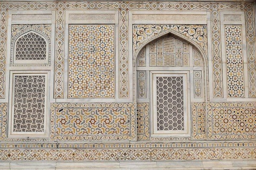 Tomb of Itmad Ud Daulah 3