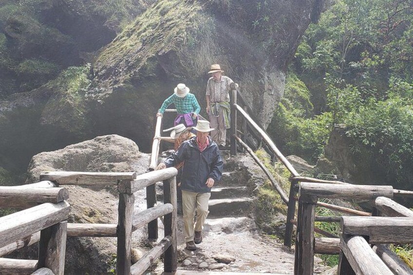 Giron Waterfall and Busa Lake 2
