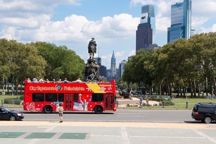 Double Decker Hop-On Hop-Off City Sightseeing Philadelphia (1, 2, or 3-Day) 3