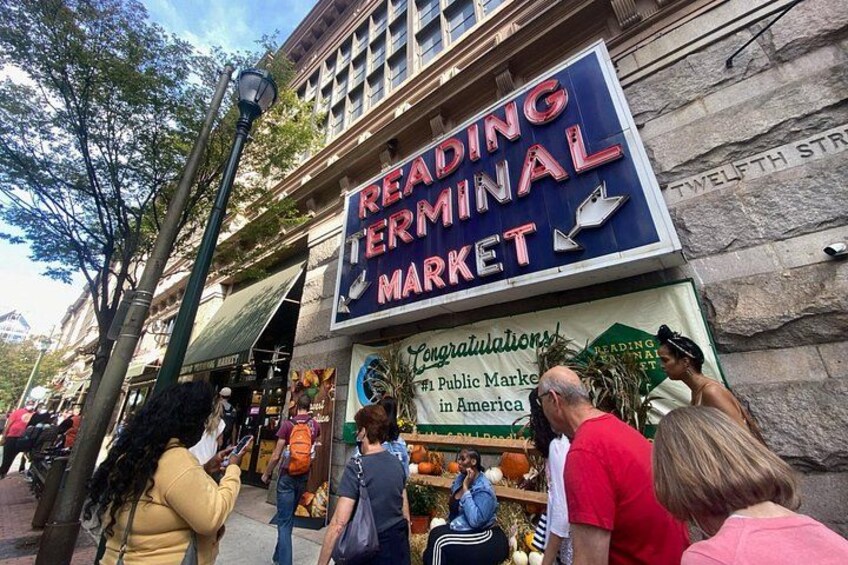 Entry to Reading Terminal Market 3