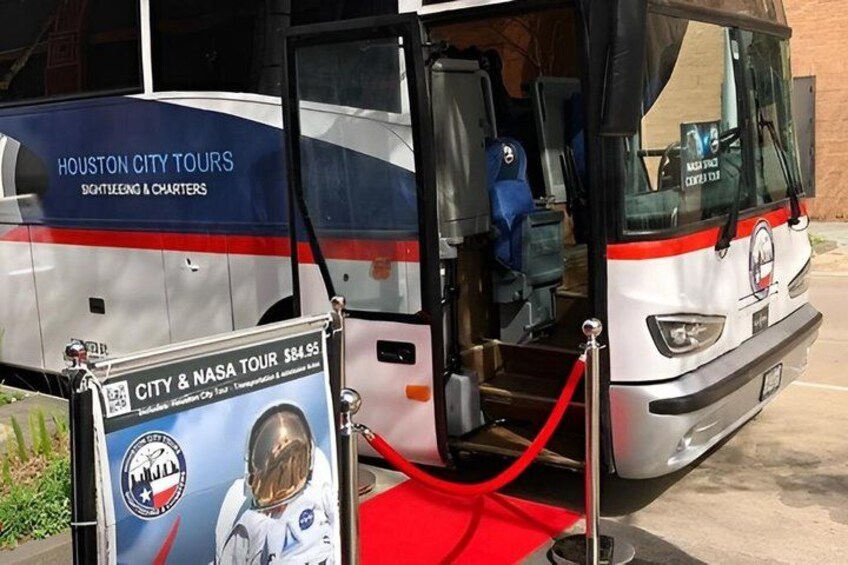 NASA's Space Center & Official Houston City Tour with tickets 3