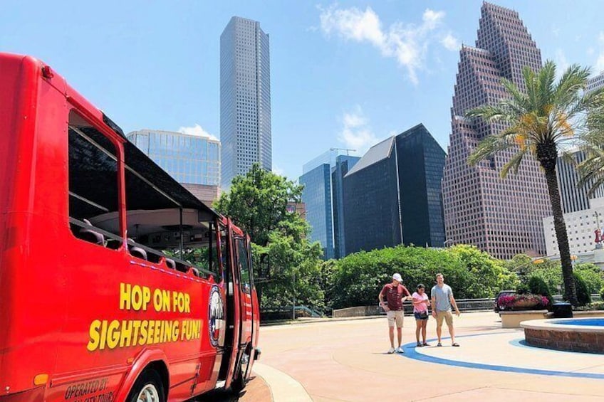 Hop on for sightseeing fun! 2